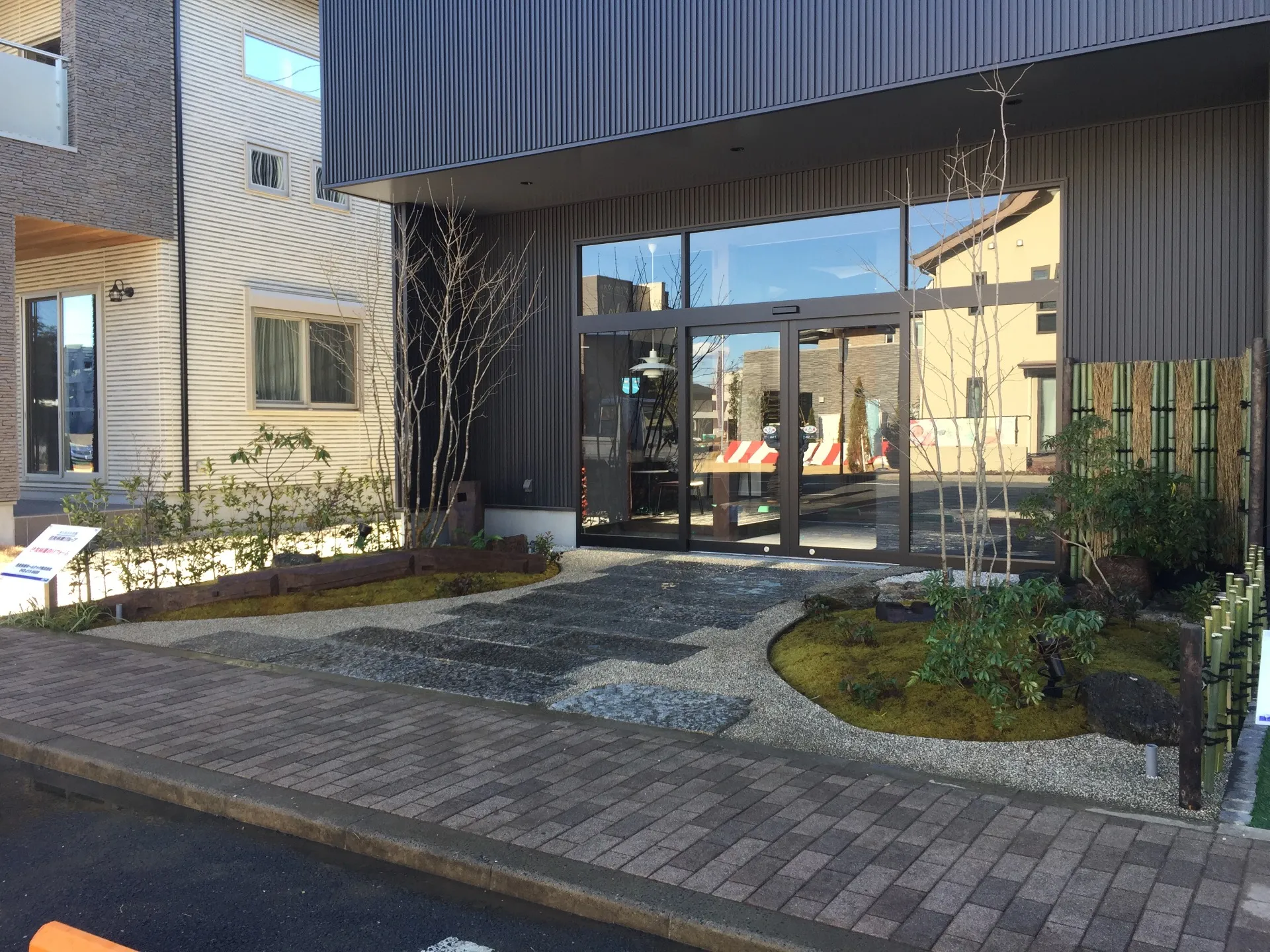 住友林業ホームテック (株) 幕張展示場造園工事